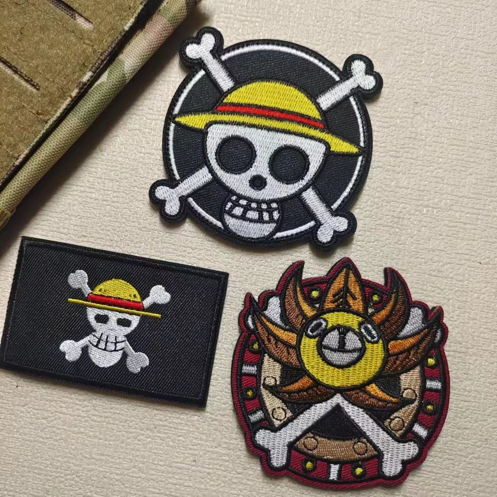 Embroidery Ideas - One Piece Badg Cartoon-Ärmelaufnäher, bestickte Klettverschluss-Aufnäher