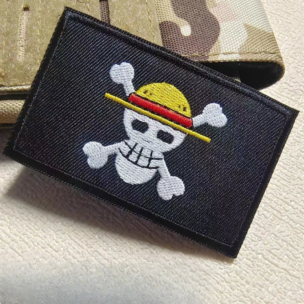 One Piece Badg Cartoon-Ärmelau – Embroidery Ideas Bewertung und Preis