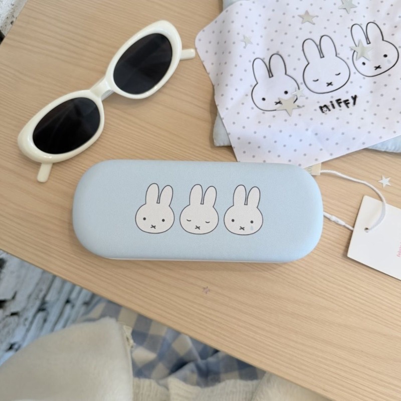 Cartoon Miffy Rabbit, süßes un – Embroidery Wallet Bewertung und Preis
