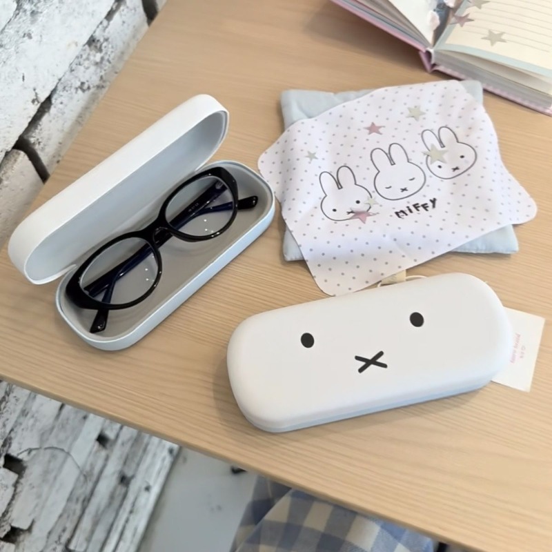 Cartoon Miffy Rabbit, süßes un – Embroidery Wallet Bewertung und Preis