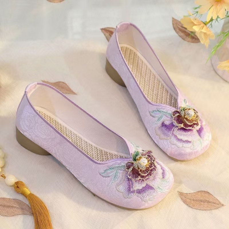 Damen-Schuhe mit niedrigem Abs – Embroidery Canvas Bewertung und Preis